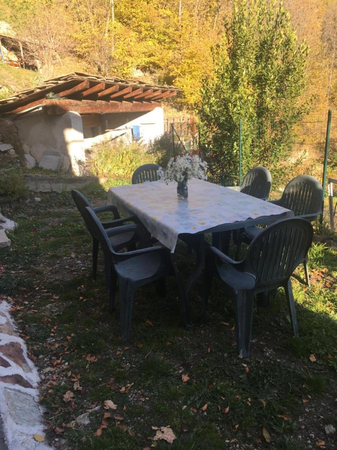 Casa Miki Villa Roure Turin ภายนอก รูปภาพ
